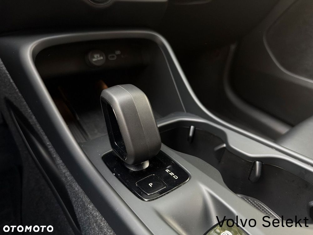 Volvo XC 40 - 20