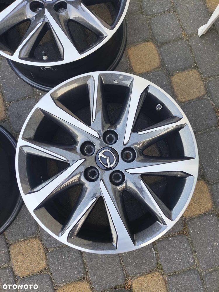 Mazda 3 - 17