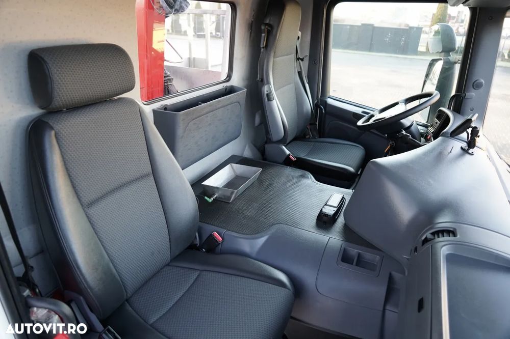 Scania P 280 / 4X2 / ȘASIU - 4,9 M / + HDS HMF 635 / CAPACITATE DE RIDICARE 1.500 KG / ATINGERE MAXIMĂ 6,9 M / GRĂTAR / - 34