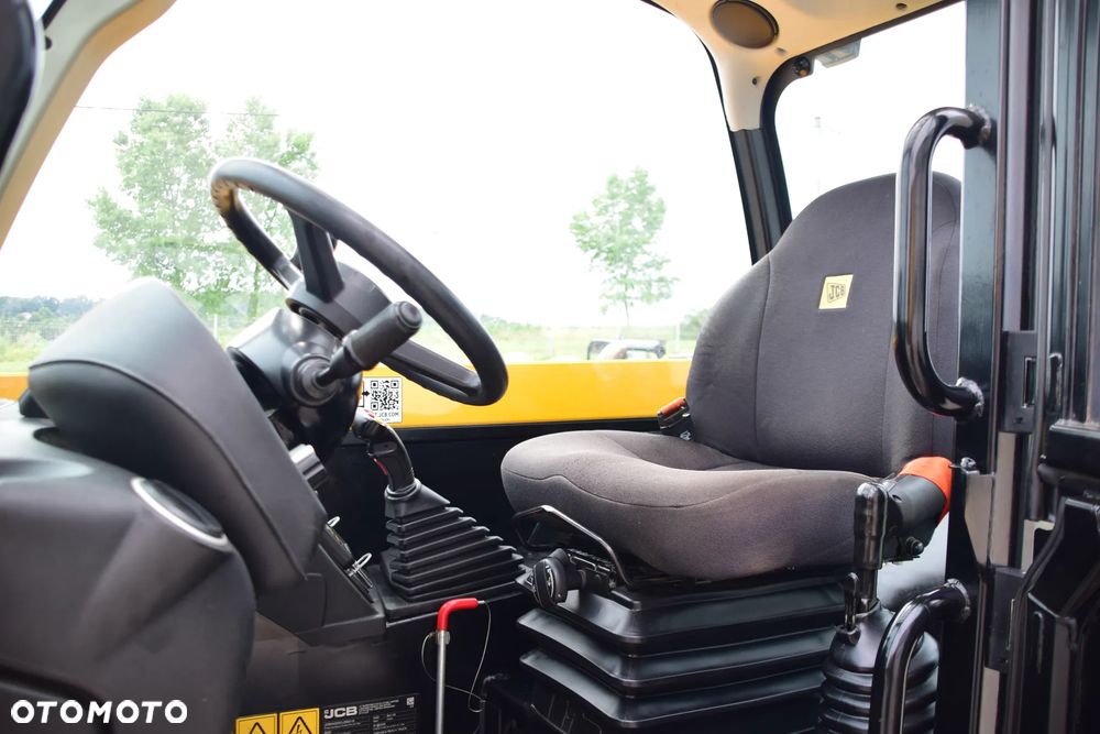 JCB 541-70 - 18