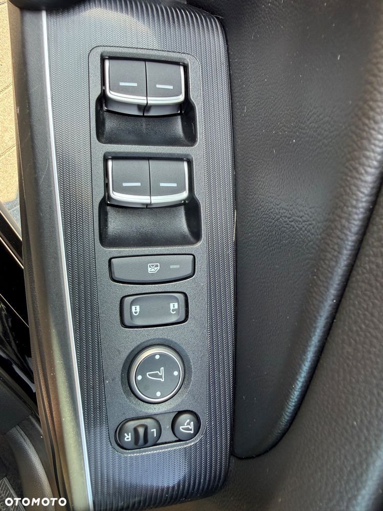 Honda Civic 2.0 i-MMD Advance BSI CVT - 19