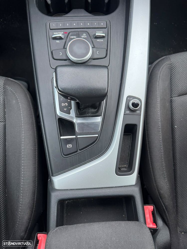 Audi A4 Avant 2.0 TDi Design S tronic - 3