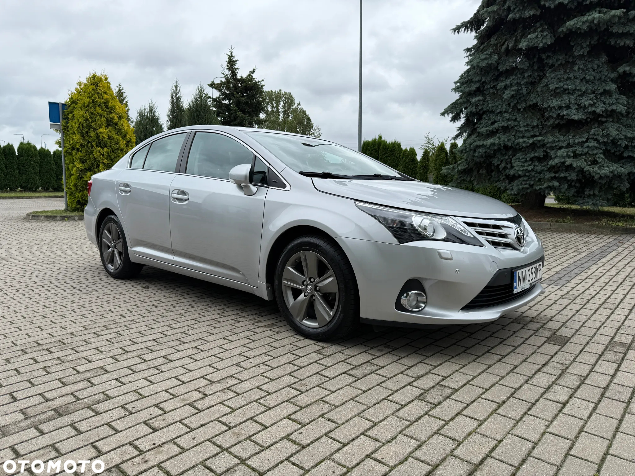 Toyota Avensis 2.0 Prestige - 13