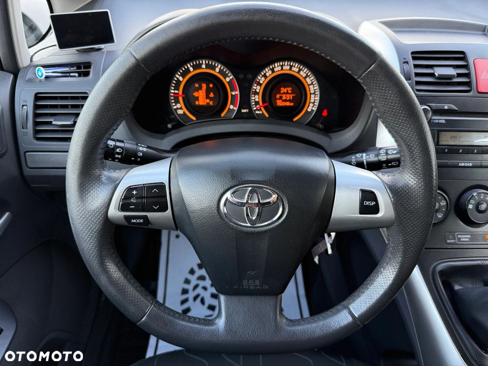 Toyota Auris 1.33 VVT-i Active - 5