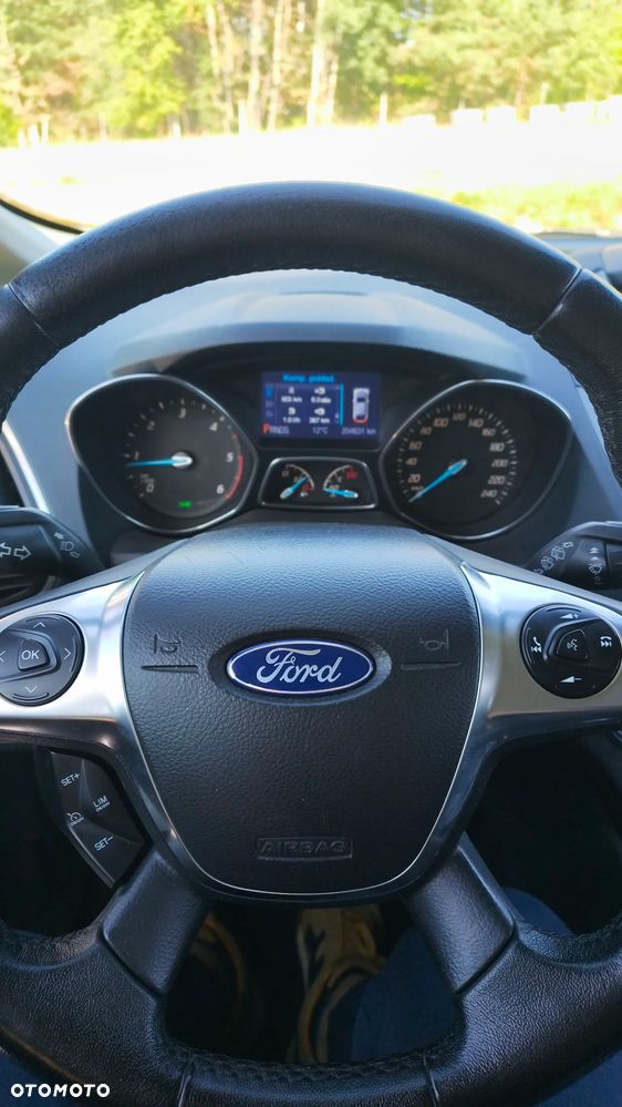 Ford Grand C-MAX - 11