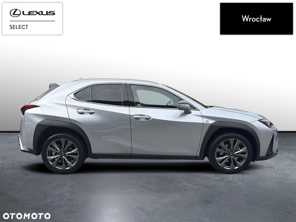 Lexus UX 300h F Sport Design - 7