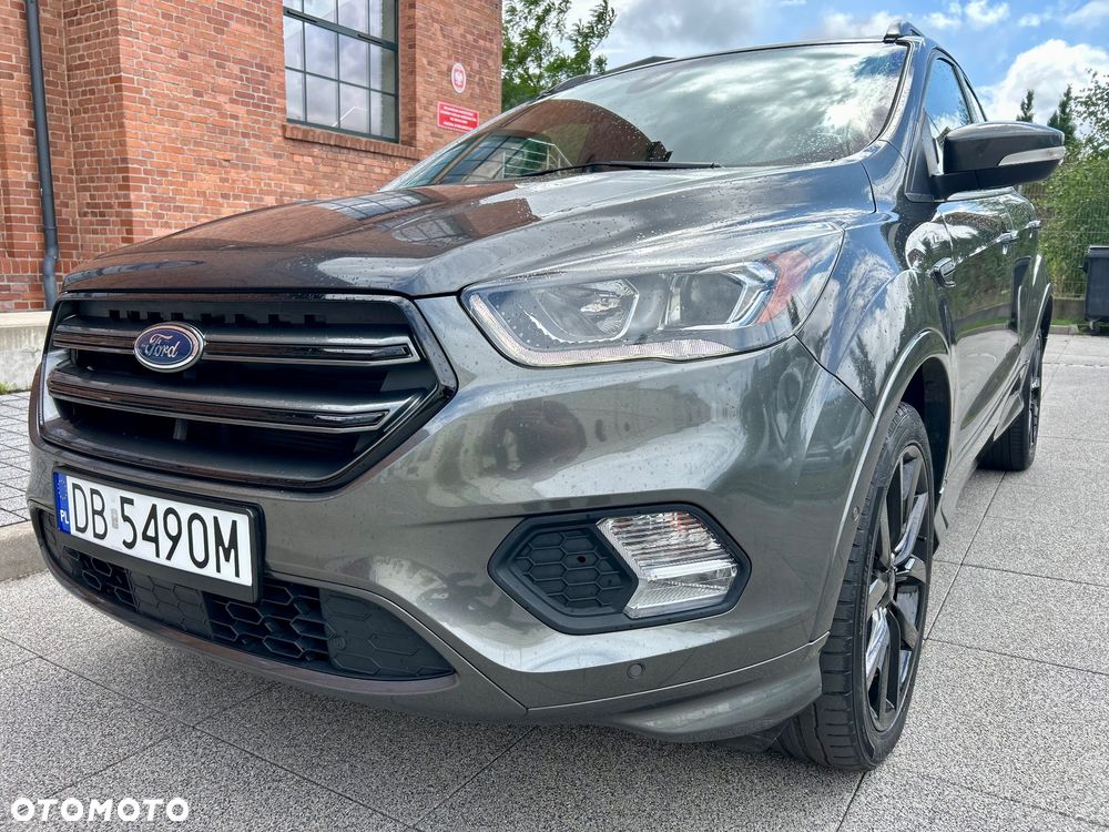 Ford Kuga 1.5 EcoBoost 2x4 ST-Line - 33