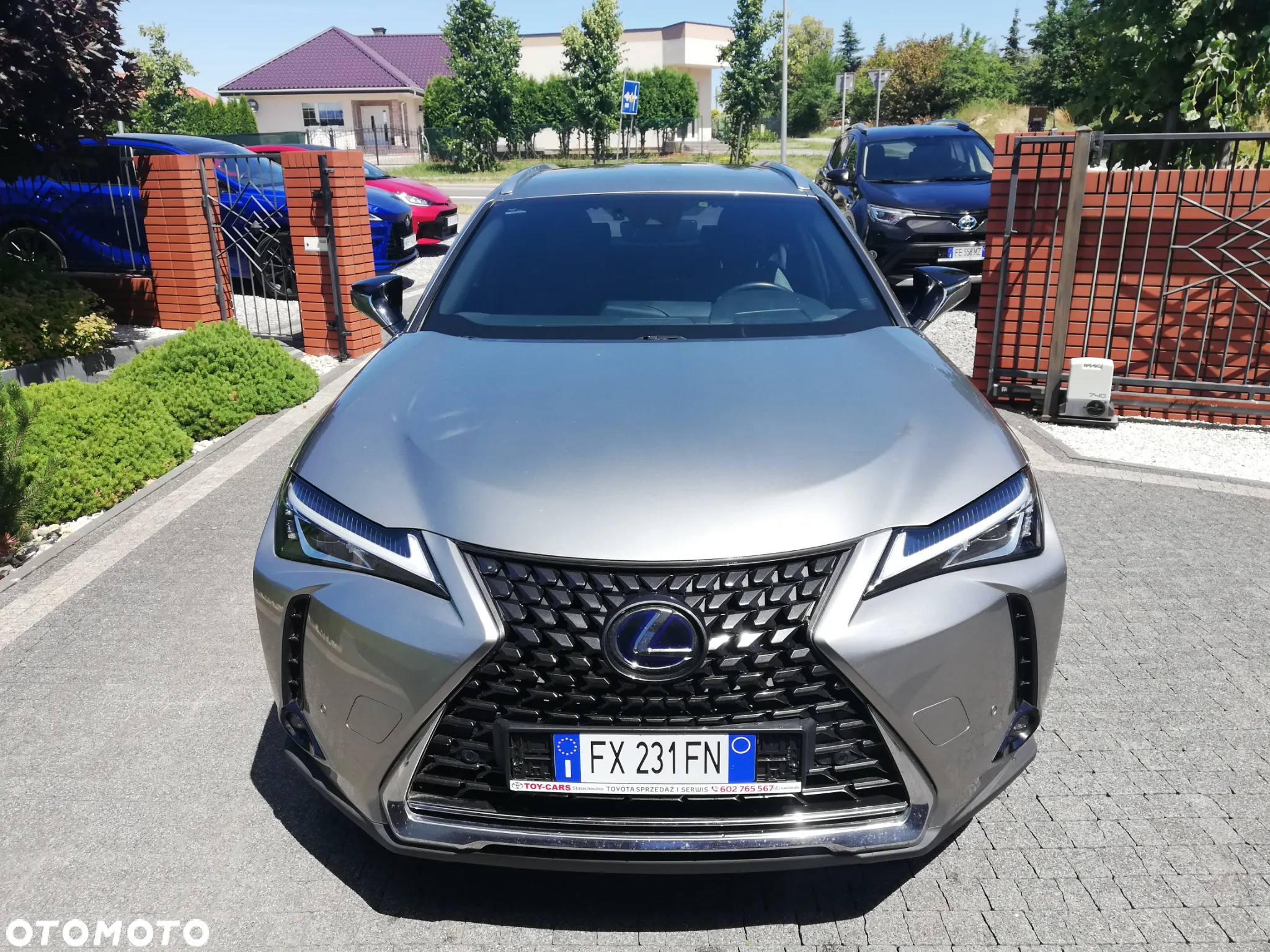 Lexus UX - 3