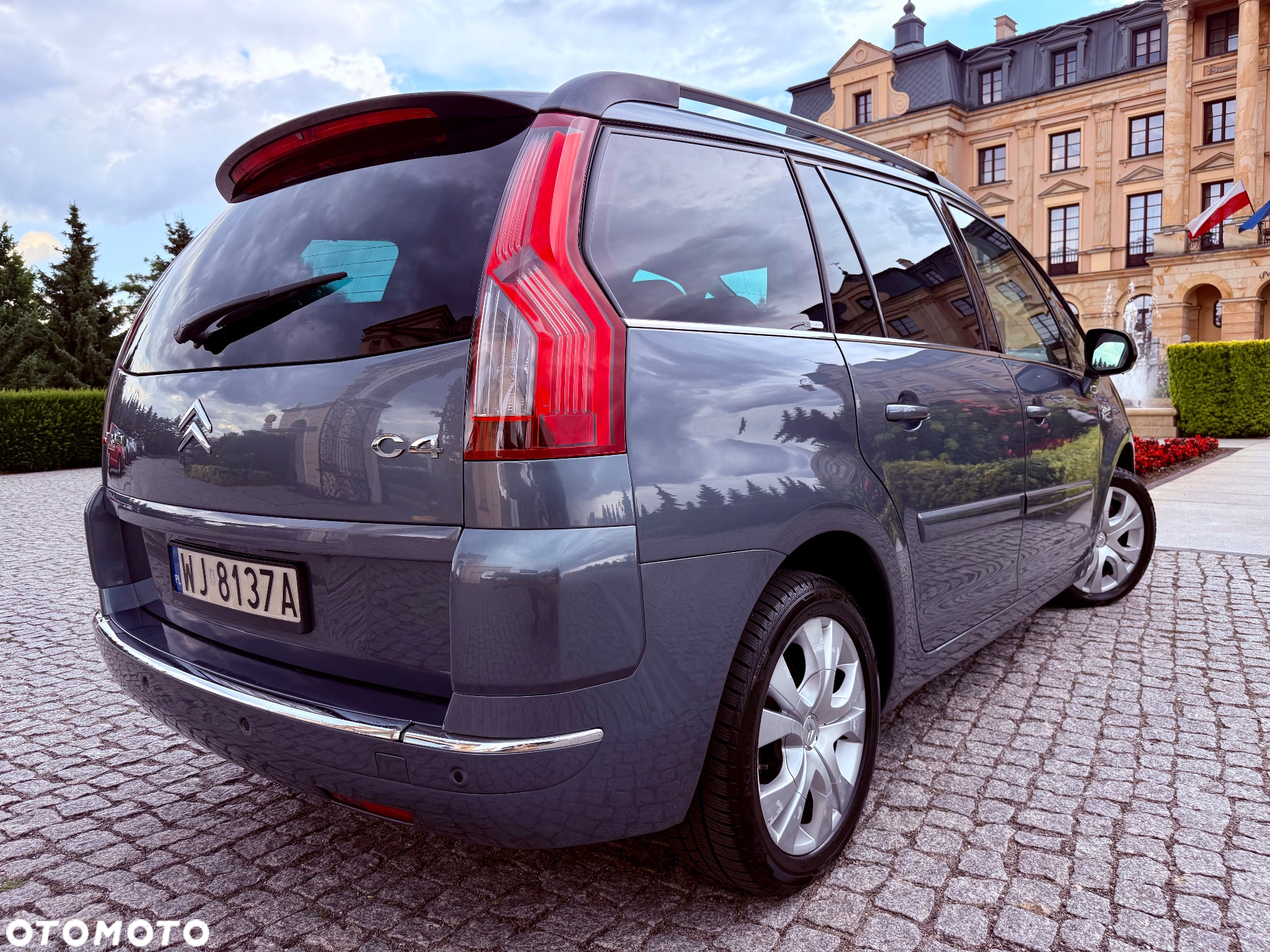 Citroën C4 Picasso 2.0 HDi Exclusive - 4
