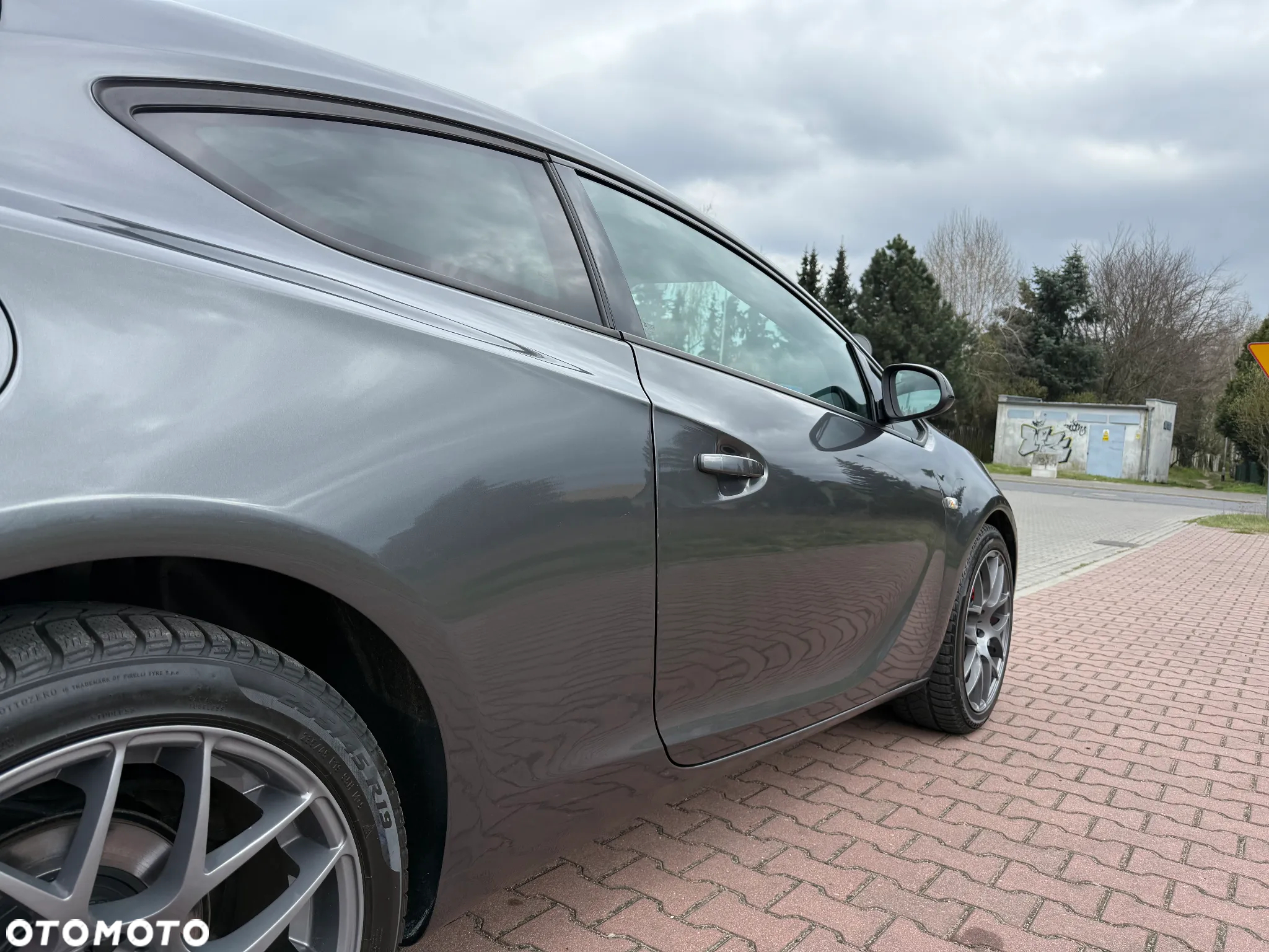 Opel Astra GTC 1.4 Turbo - 24