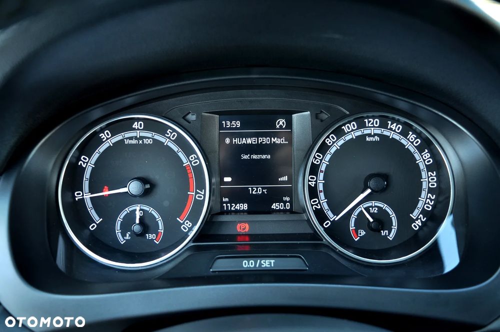 Skoda RAPID 1.0 TSI Style - 29