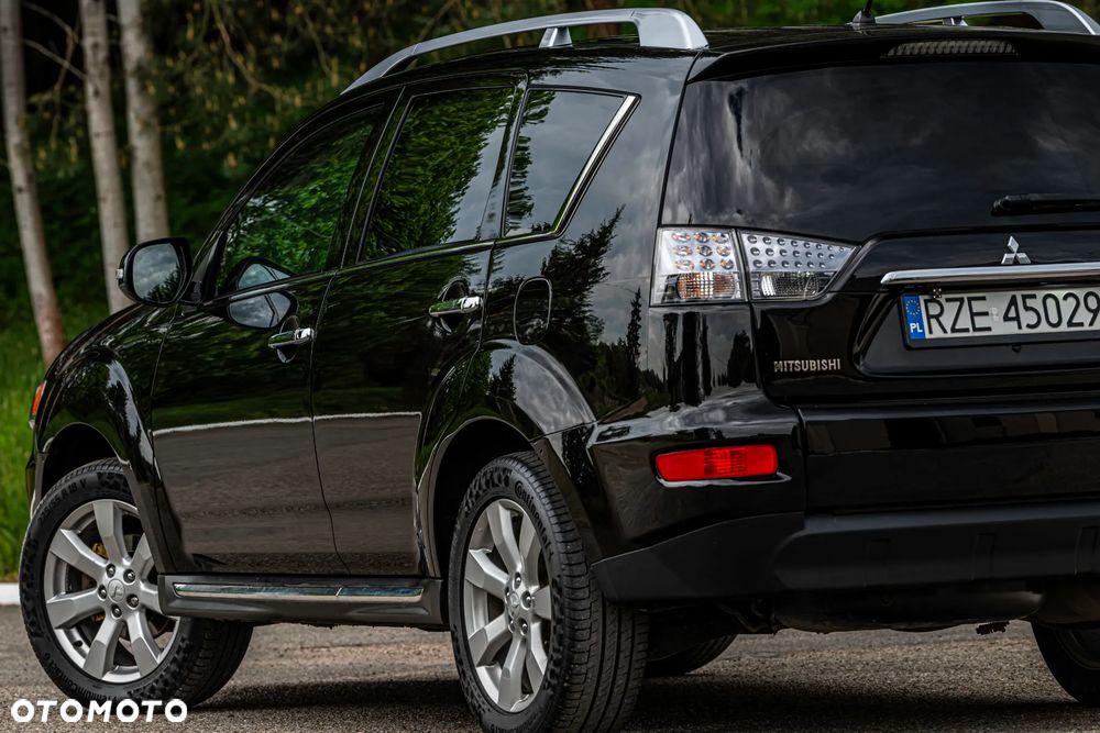 Mitsubishi Outlander - 15