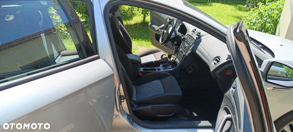 Ford Mondeo 1.6 T Silver X Plus - 14