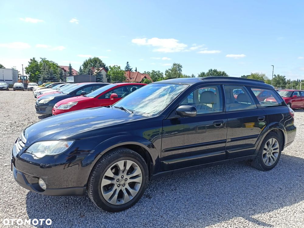 Subaru Outback - 1