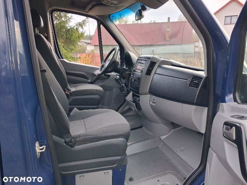 Volkswagen Crafter - 11
