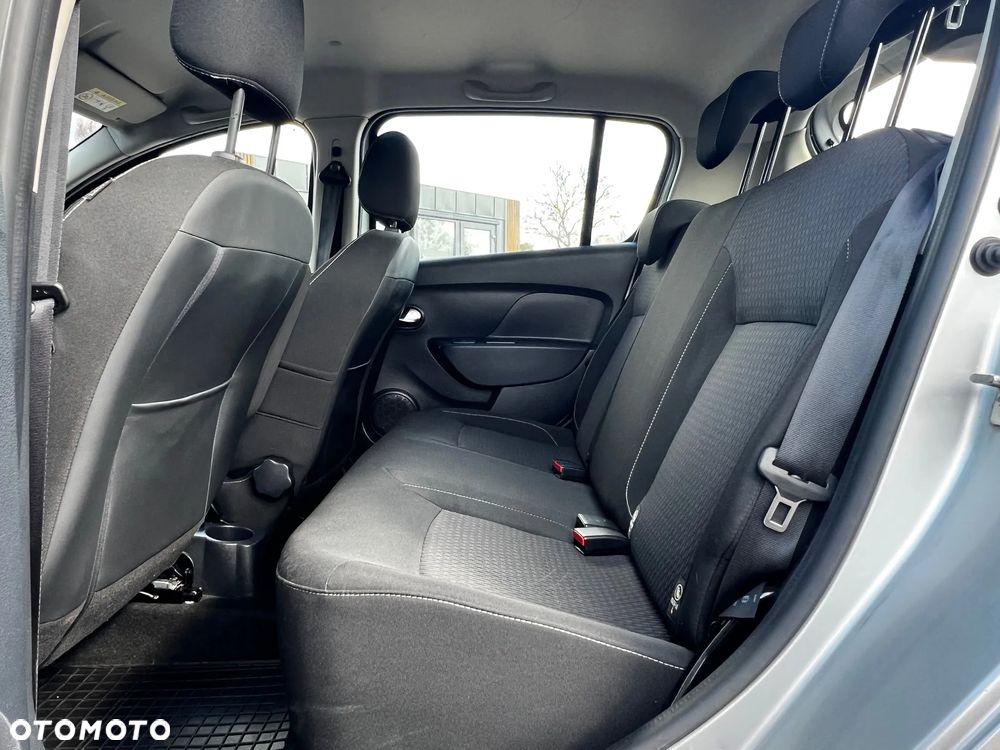 Dacia Sandero SCe 75 Laureate - 6