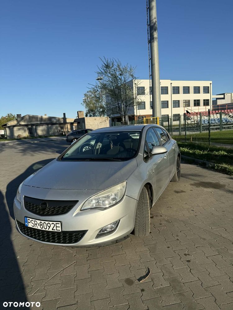 Opel Astra 1.4 Turbo - 2