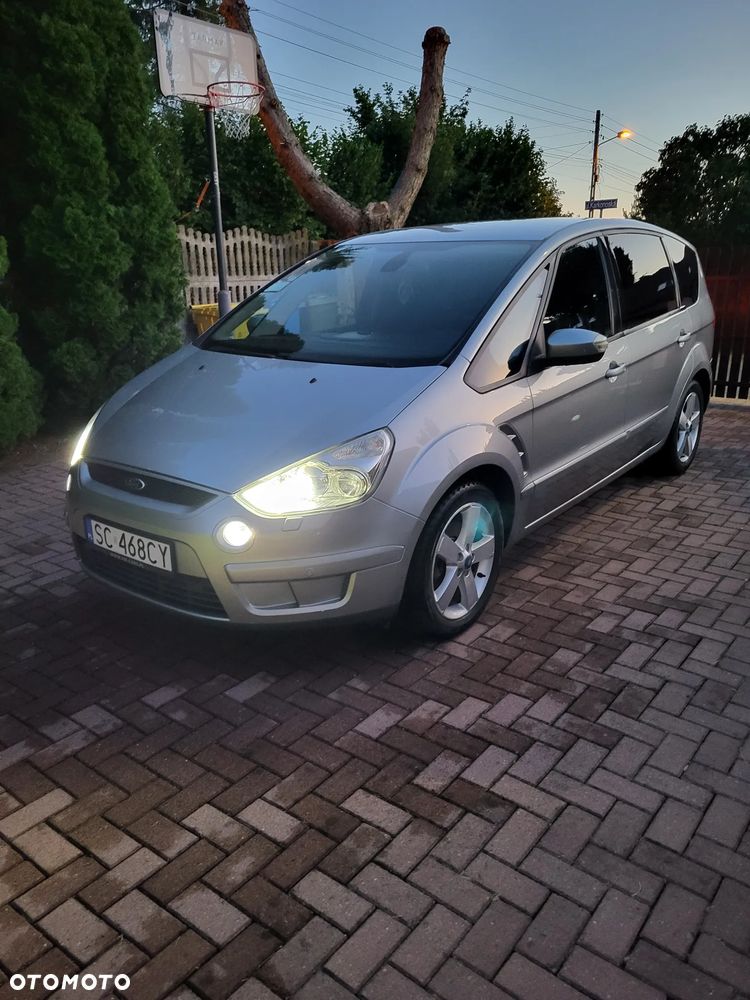 Ford S-Max - 8