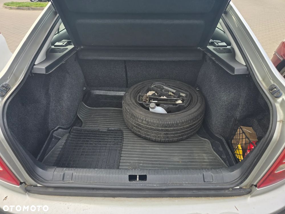 Skoda Octavia 2.0 Elegance - 11