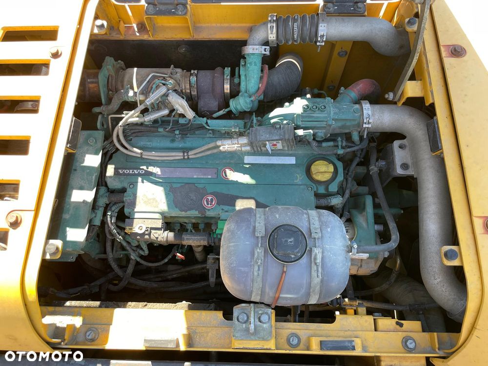 Volvo EC220DL - 20