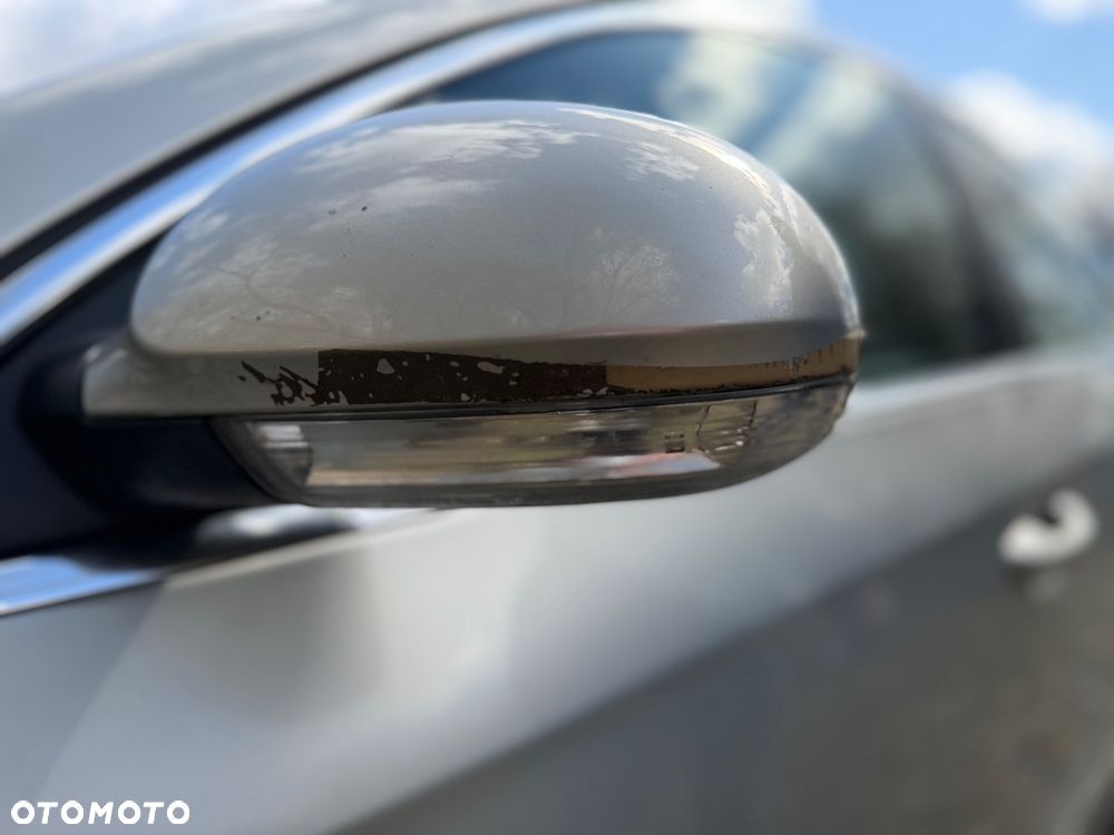 Volkswagen Passat 2.0 TDI Comfortline - 13
