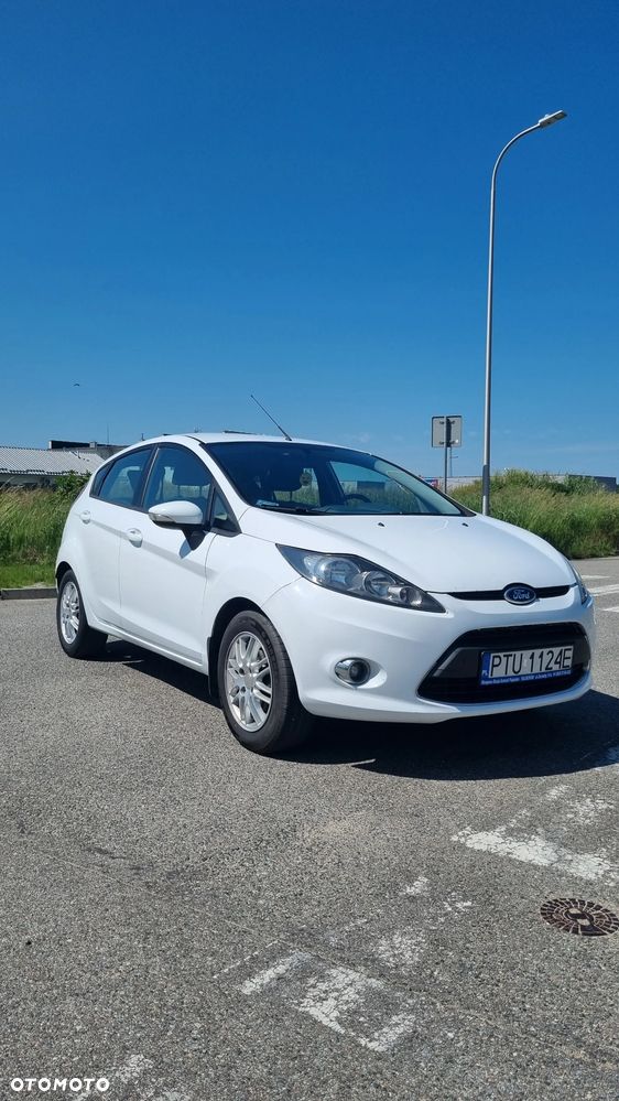Ford Fiesta - 16