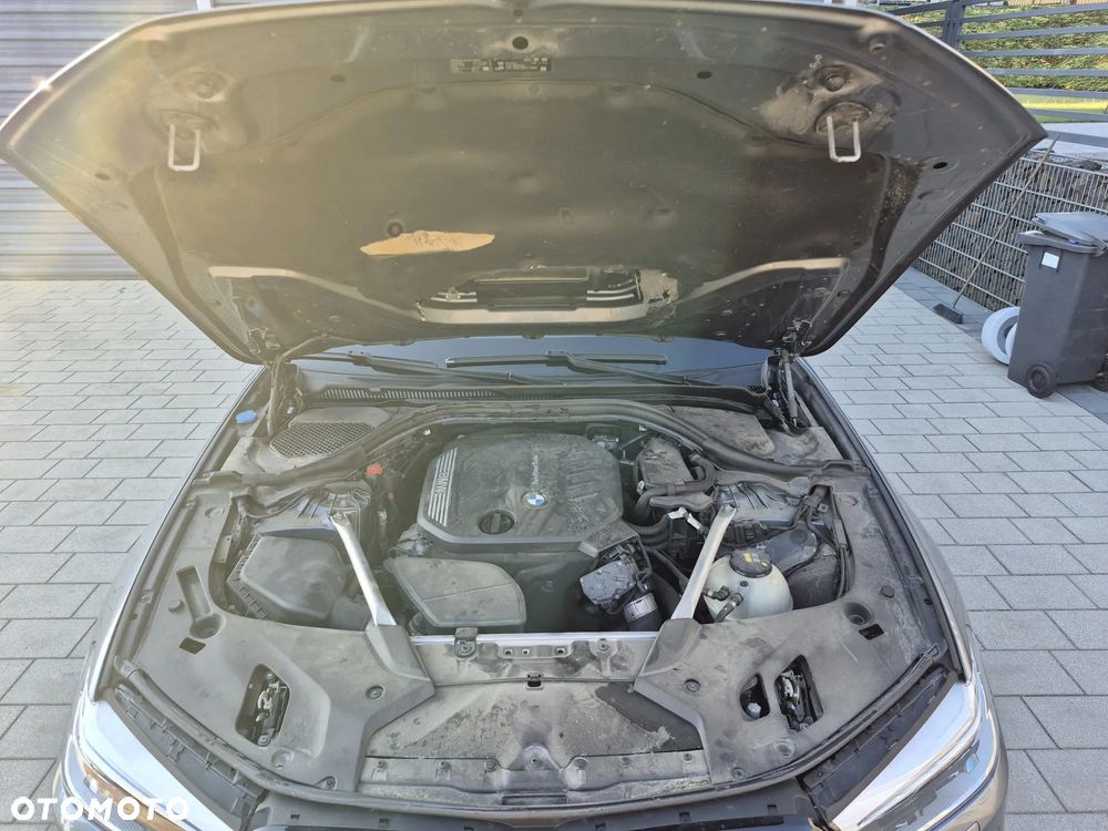 BMW Seria 5 - 16