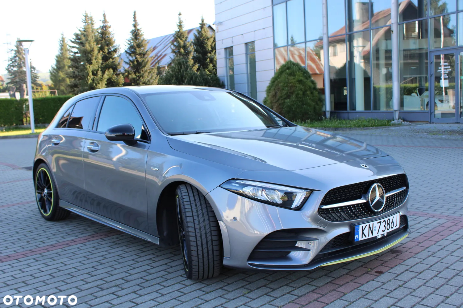 Mercedes-Benz Klasa A 250 7G-DCT AMG Line - 3