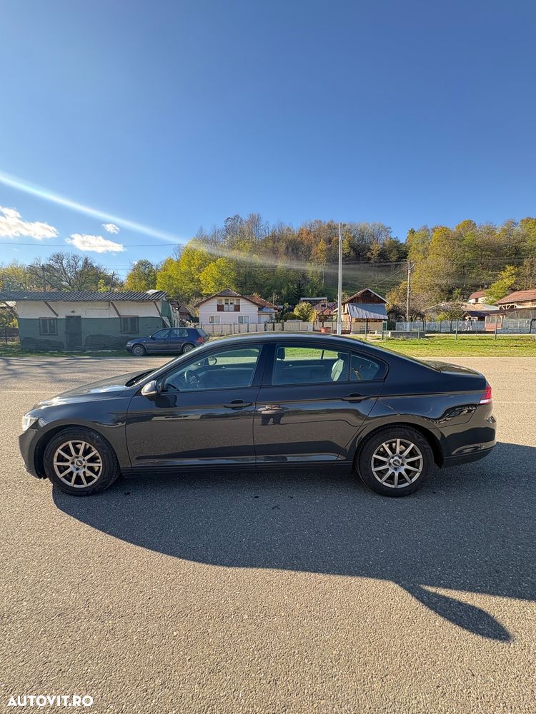 Volkswagen Passat Variant 1.6 TDI Comfortline - 2