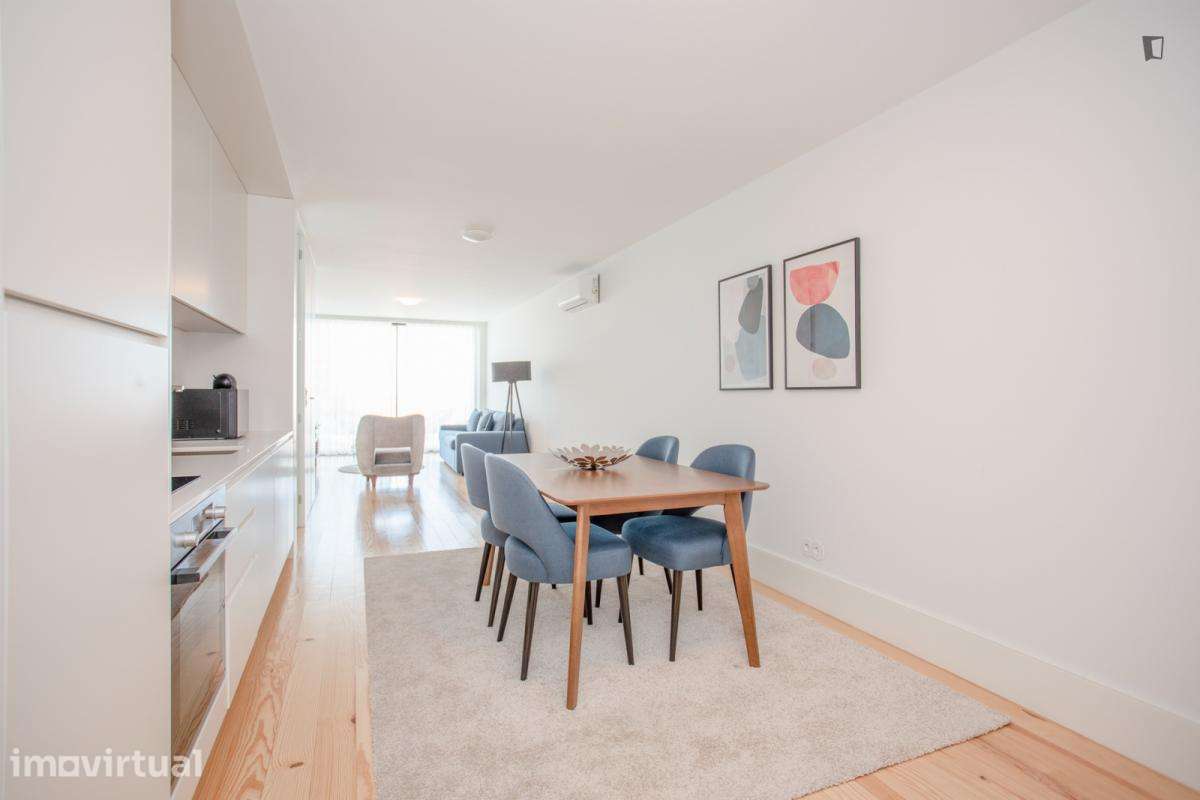 Apartamento com 1 quartos - localizado em Cedofeita Porto - Grande imagem: 3/30