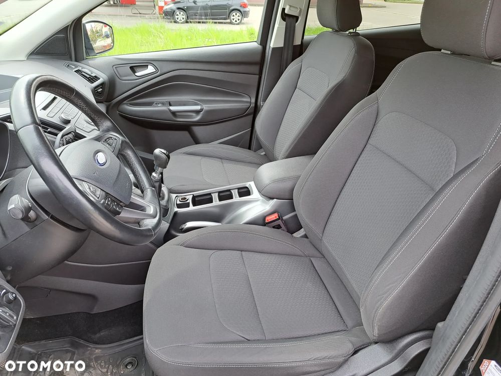 Ford Kuga - 15