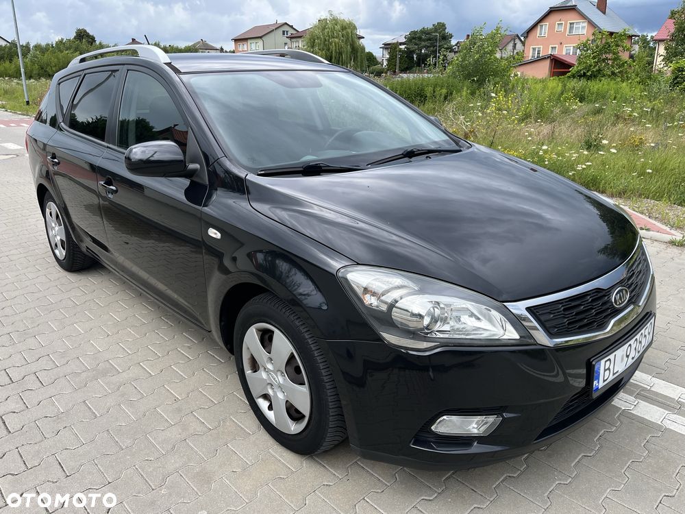 Kia Ceed - 3