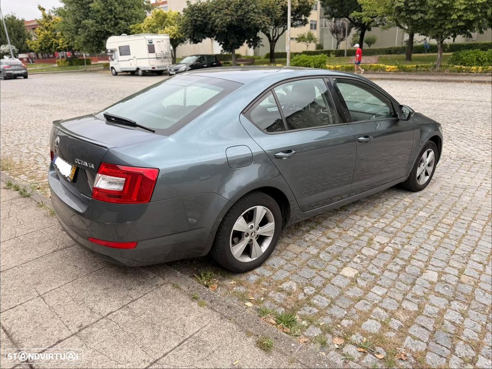 Skoda Octavia 1.6 TDI Greenline - 6