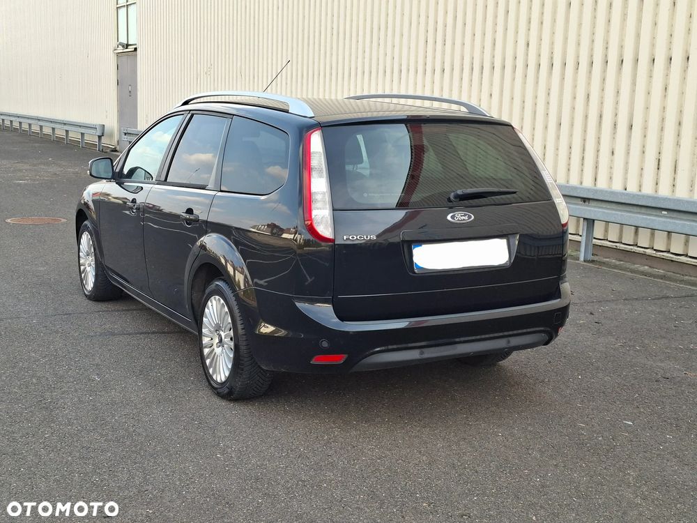 Ford Focus 2.0 16V Titanium - 6