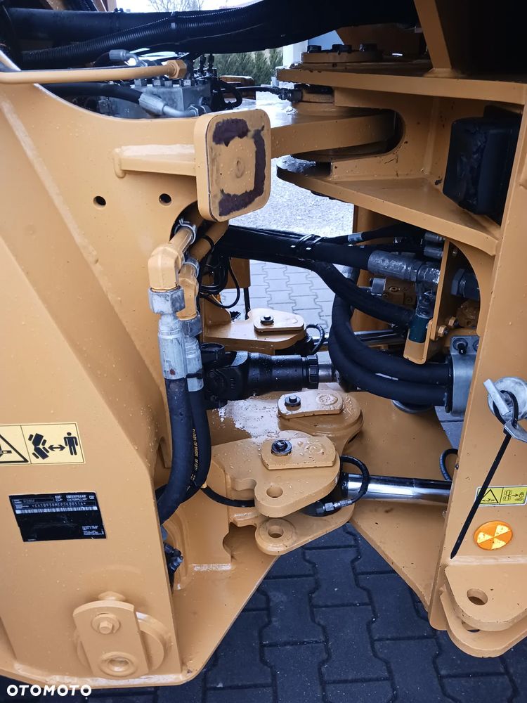 Caterpillar 938 M - 16