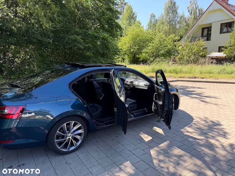 Skoda Superb 2.0 TSI L&K DSG - 16