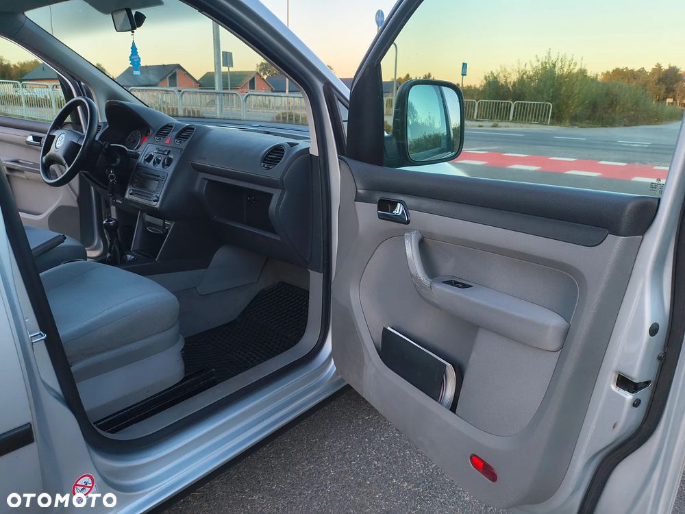 Volkswagen Caddy - 16