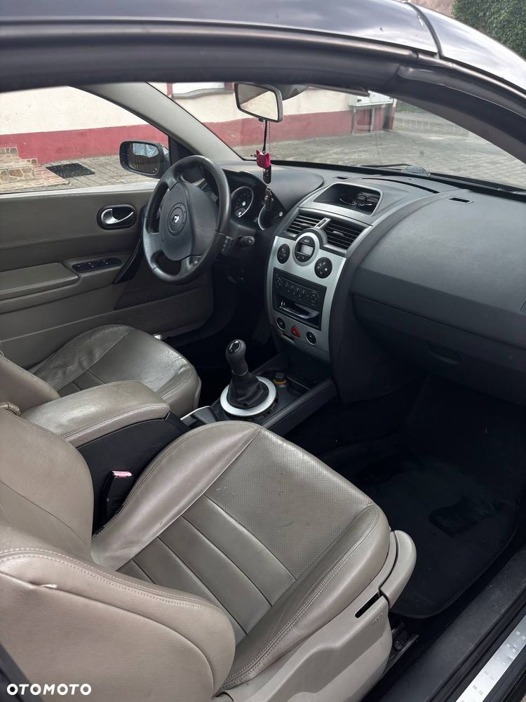 Renault Megane 1.6 16V Dynamique - 4