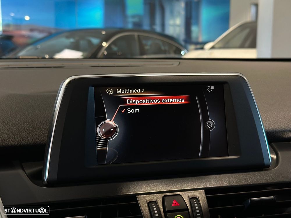 BMW 216 Active Tourer d Line Sport - 16