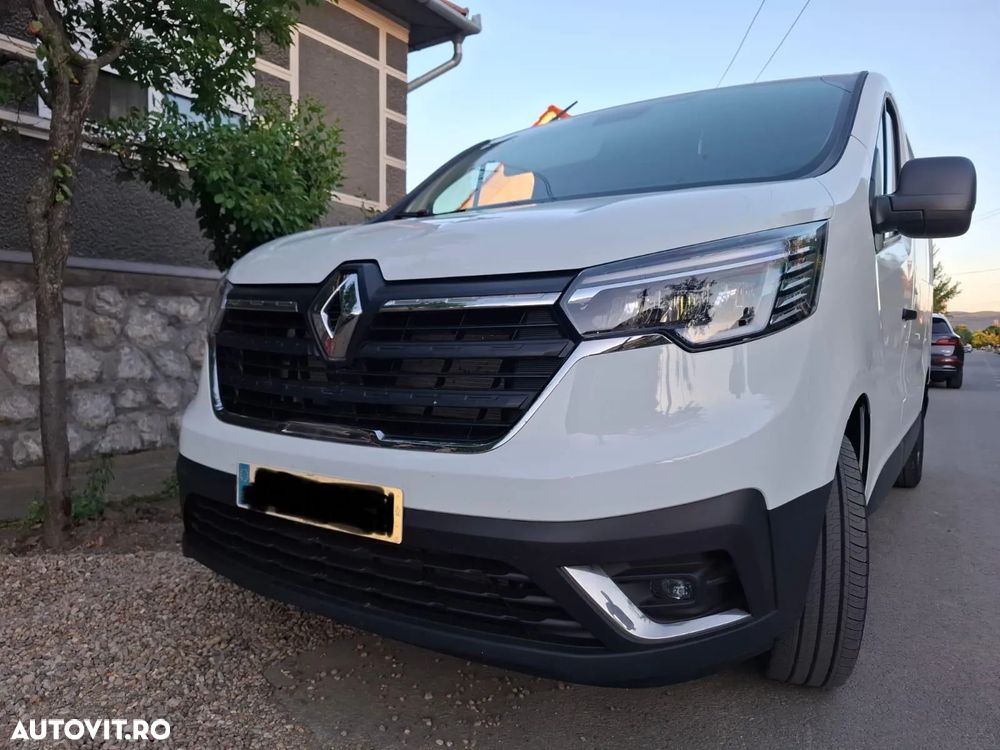 Renault Trafic - 1