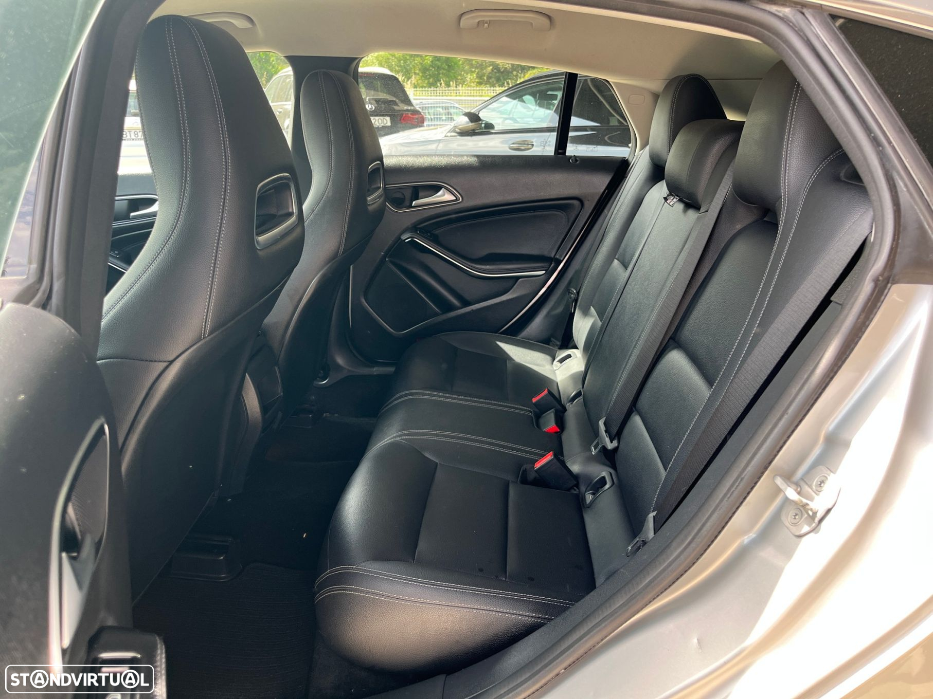 Mercedes-Benz CLA 180 d Shooting Brake Aut. - 41