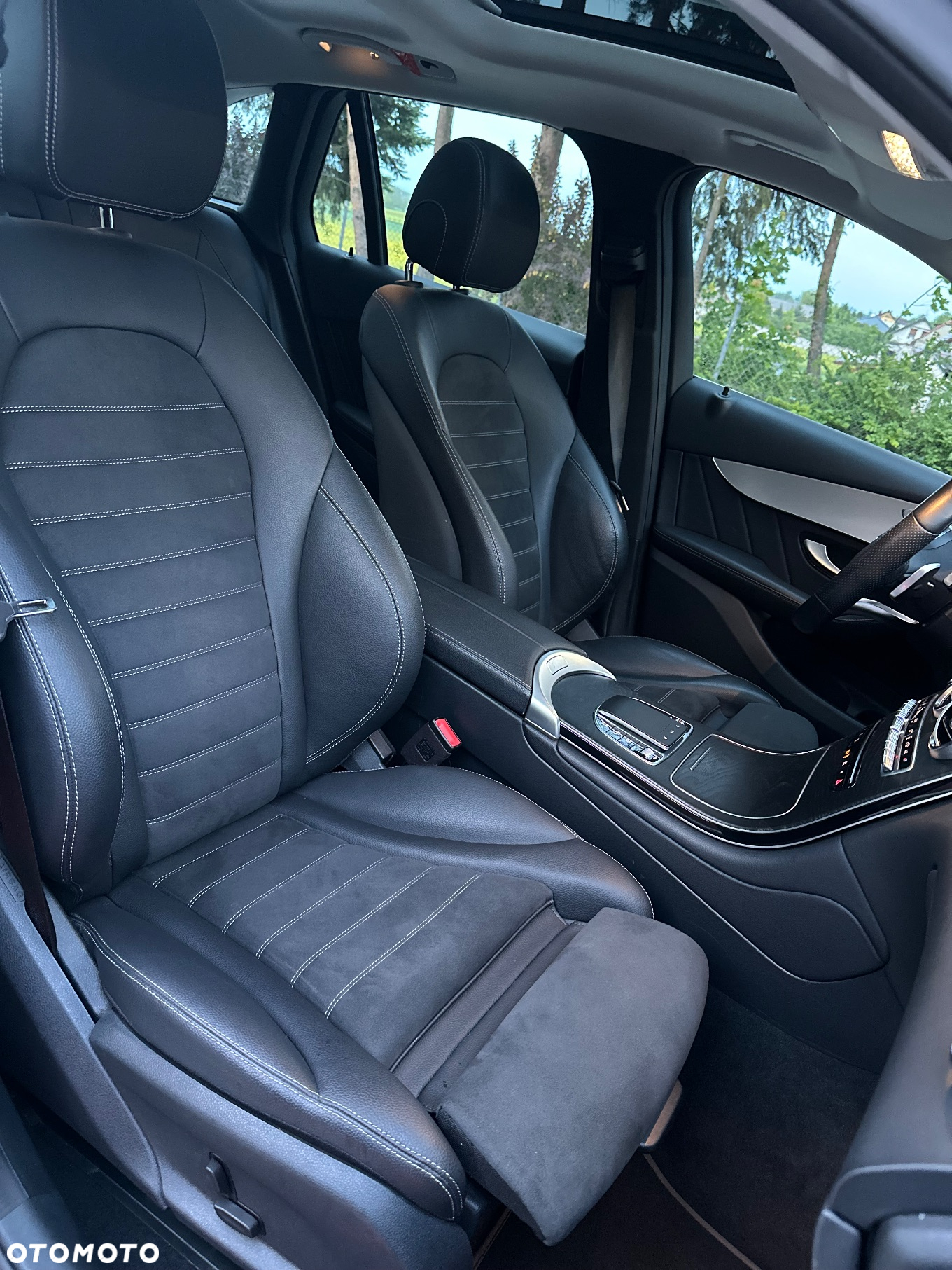 Mercedes-Benz GLC 300 de 4Matic 9G-TRONIC AMG Line - 26