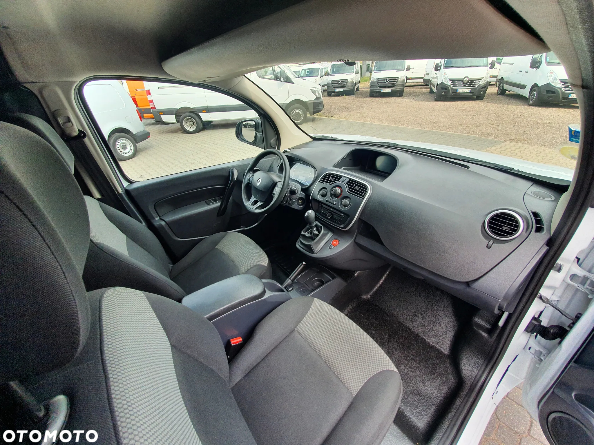 Renault KANGOO - 15