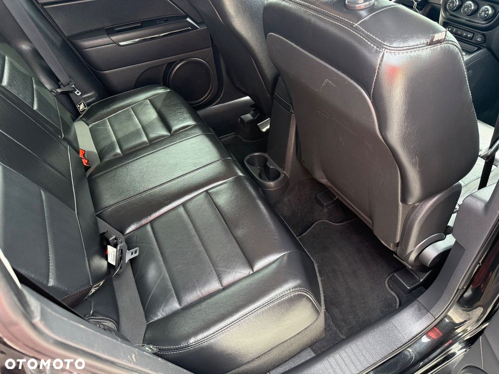 Jeep Compass - 24