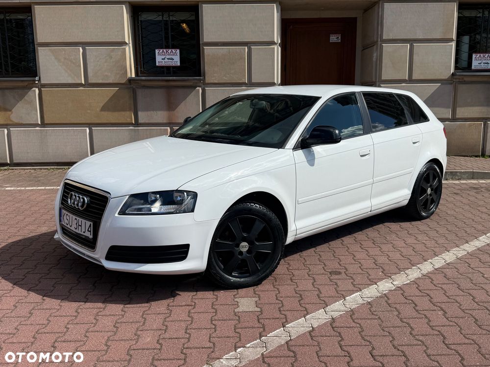 Audi A3 Sportback 1.4 TFSI Ambiente - 8