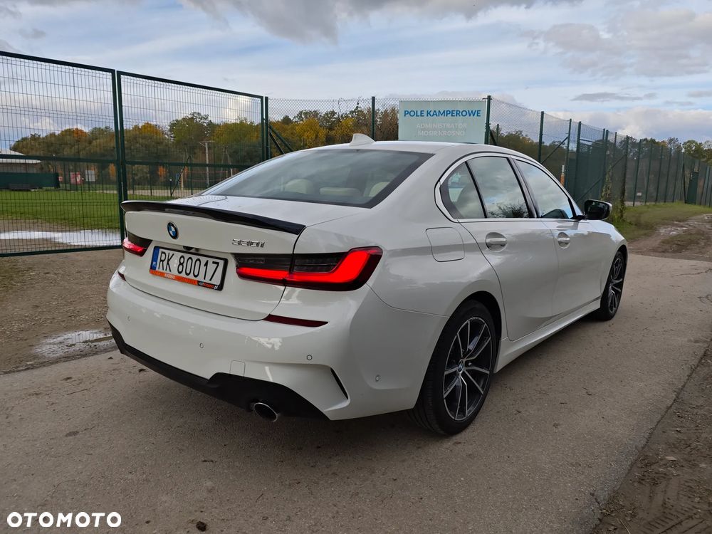 BMW Seria 3 2020 photo 4