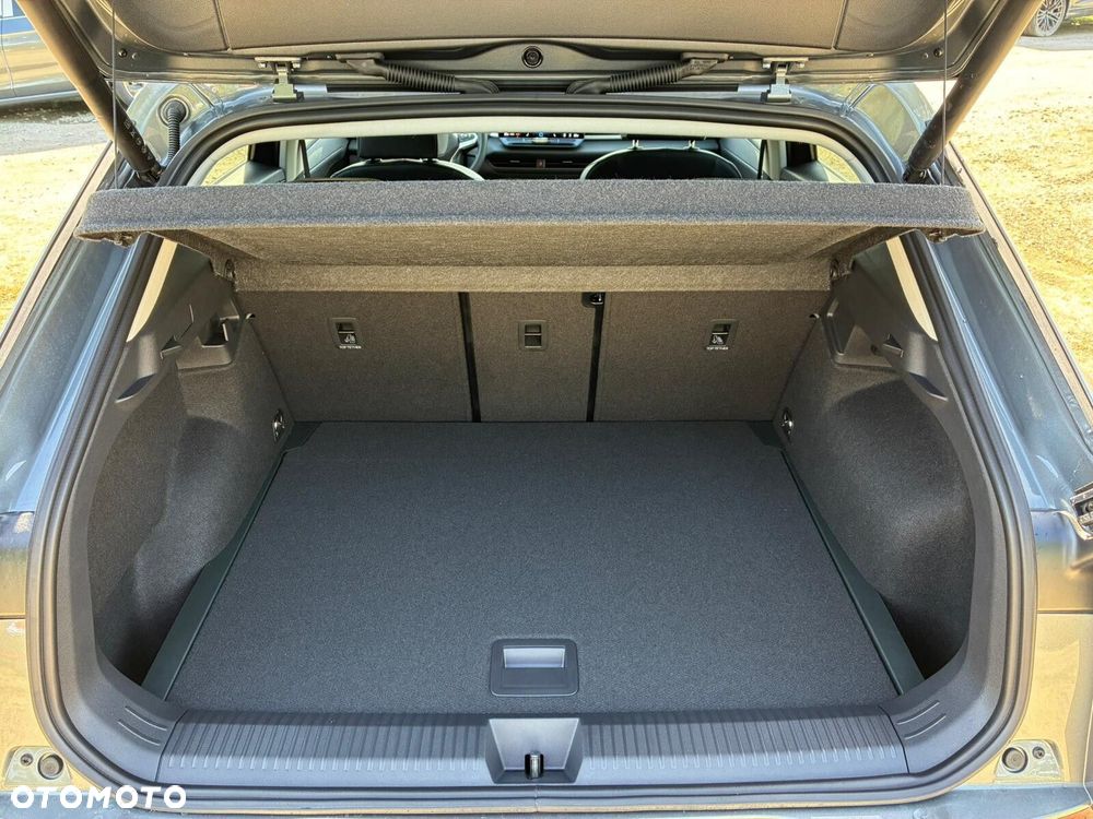 Volkswagen T-Roc - 31
