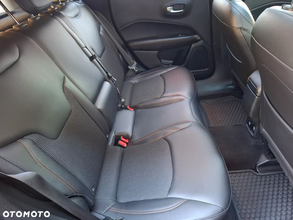 Jeep Compass 1.4 MultiAir Limited - 16