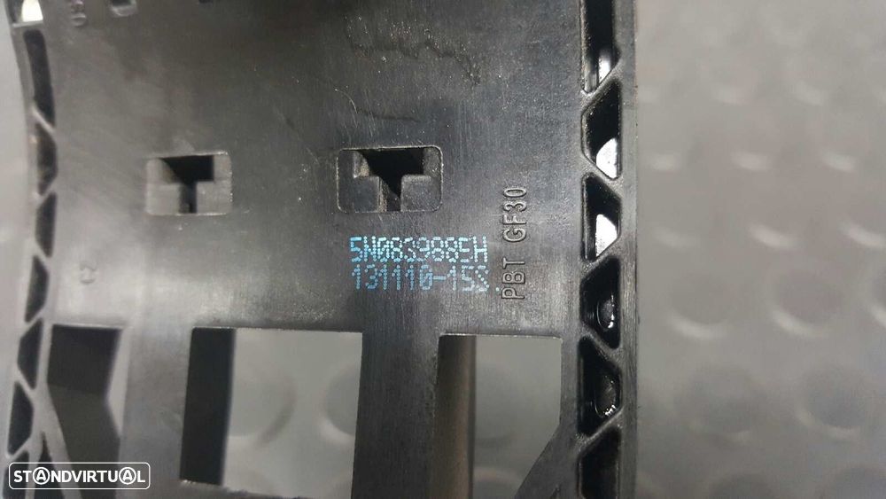 PUXADOR EXTERIOR FRENTE DIREITO VOLKSWAGEN GOLF VI (5K1) ADVANCE - 5