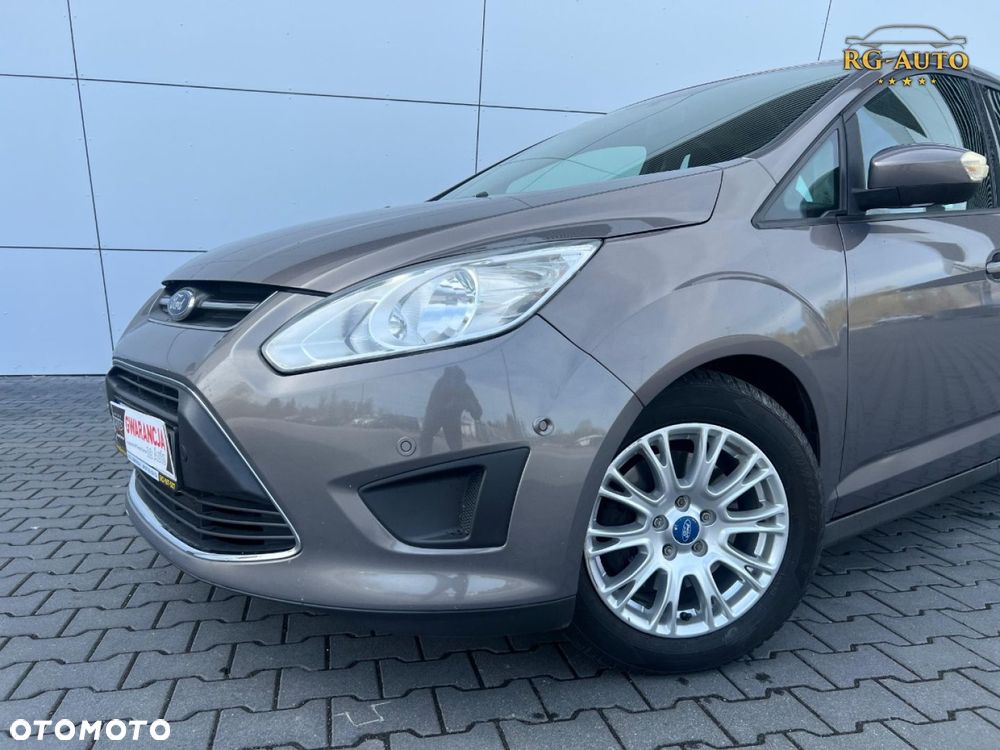 Ford Grand C-MAX - 20